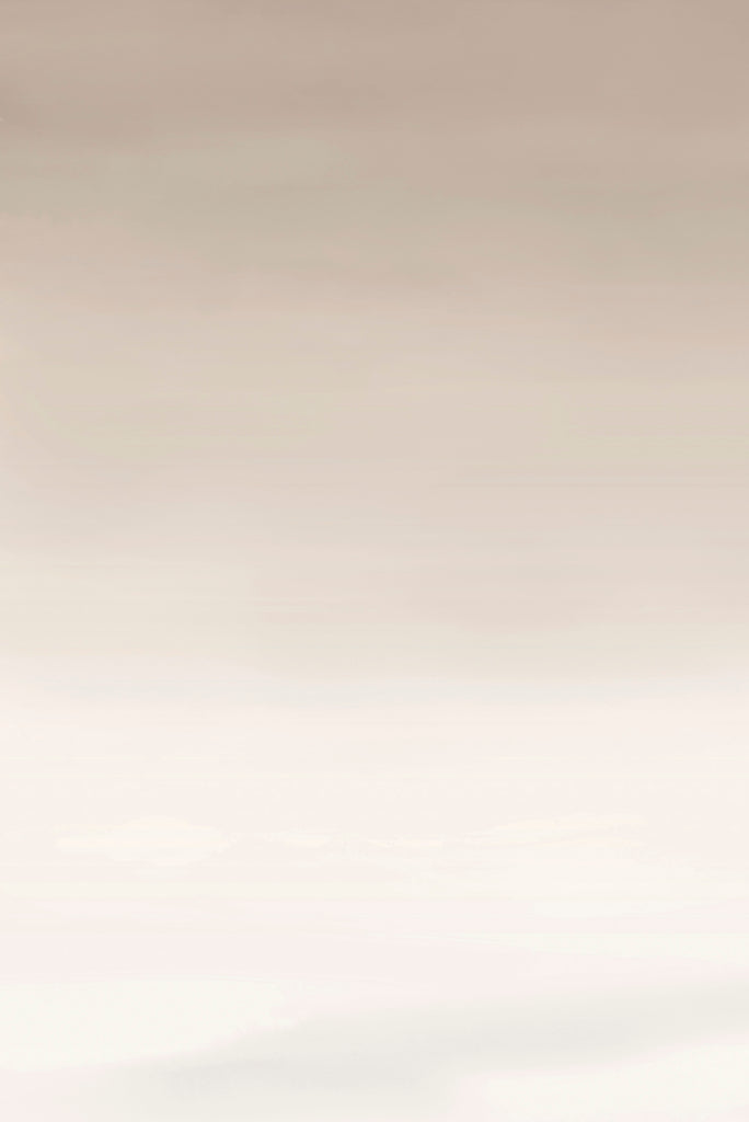 Stratum Grasscloth, colour Barely. Natural wall-covering. Emma Hayes designer wallpaper